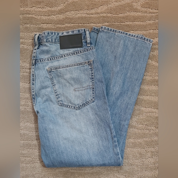 Calvin Klein Jeans - Picture 2 of 4